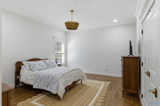 101 Lake Creek Drive, Guntersville, AL 35976