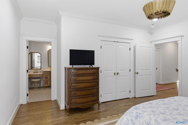 101 Lake Creek Drive, Guntersville, AL 35976