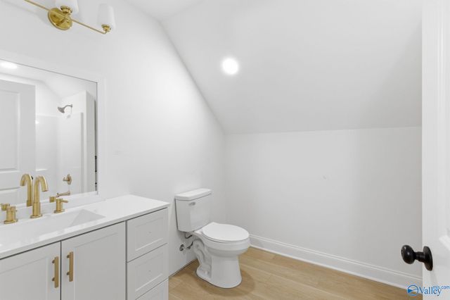 101 Lake Creek Drive, Guntersville, AL 35976