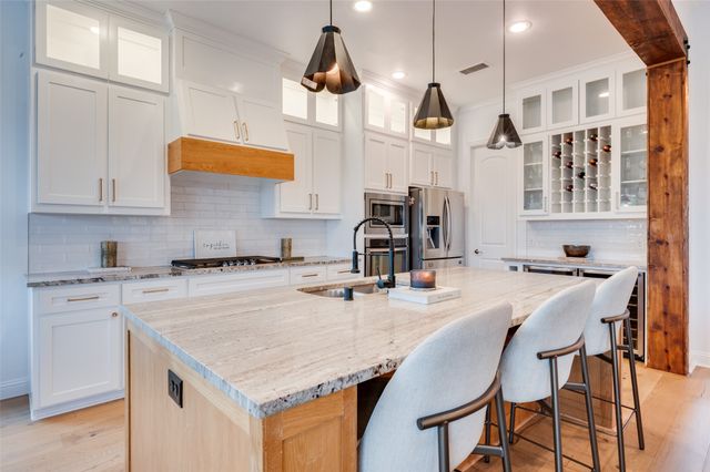 8245 Bonny Bank, The Colony, TX 75056