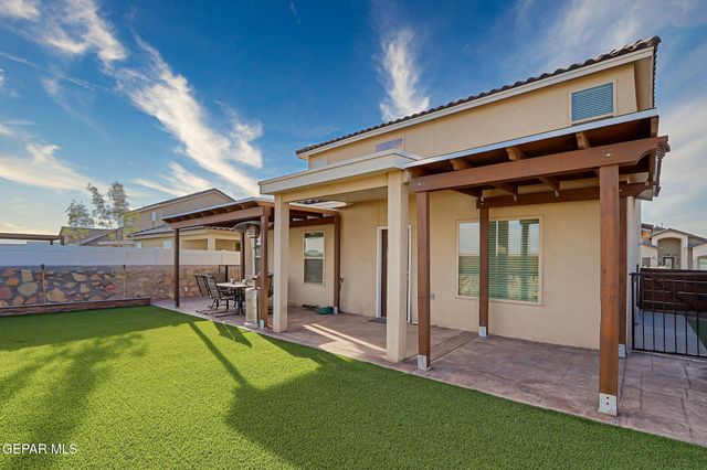 13138 OAKHAMPTON Avenue, El Paso, TX 79928