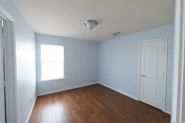 6102 S Jolie, San Antonio, TX 78240