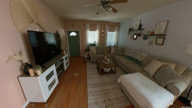 6102 S Jolie, San Antonio, TX 78240