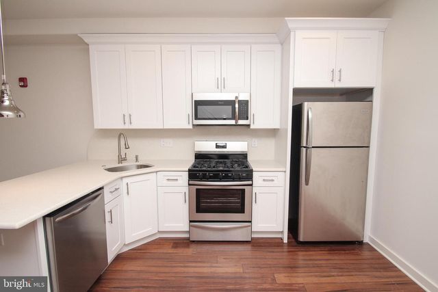 864 N 19TH ST, Philadelphia, PA 19130