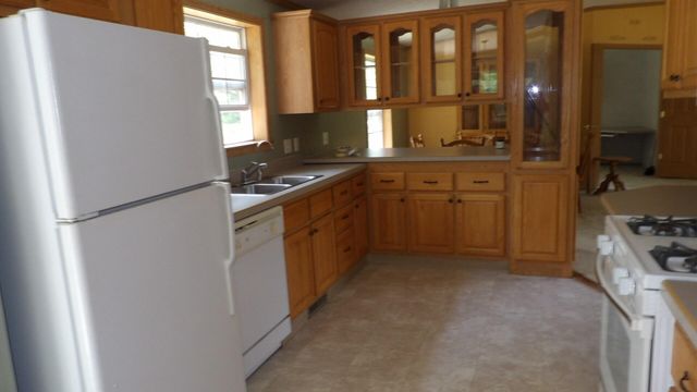 11067 S River Road, Evart, MI 49631