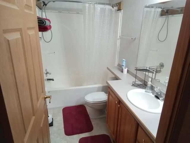 11067 S River Road, Evart, MI 49631