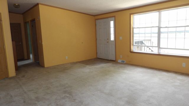 11067 S River Road, Evart, MI 49631
