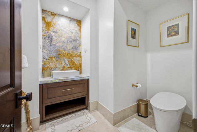 27417 Park Vista Road, Agoura Hills, CA 91301
