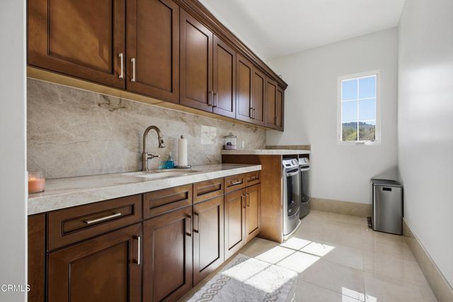27417 Park Vista Road, Agoura Hills, CA 91301