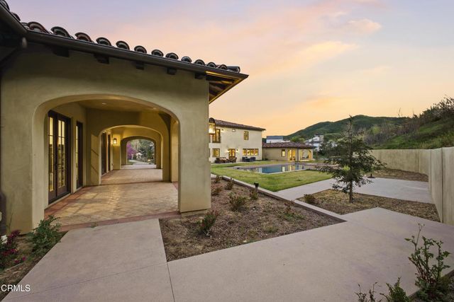 27417 Park Vista Road, Agoura Hills, CA 91301