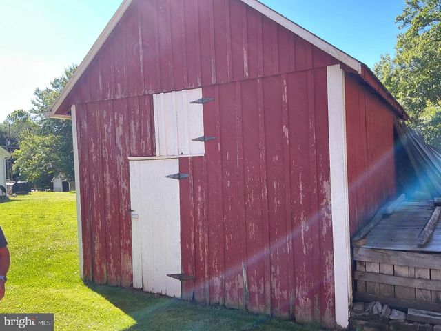 153 S MAIN ST, Bendersville, PA 17306