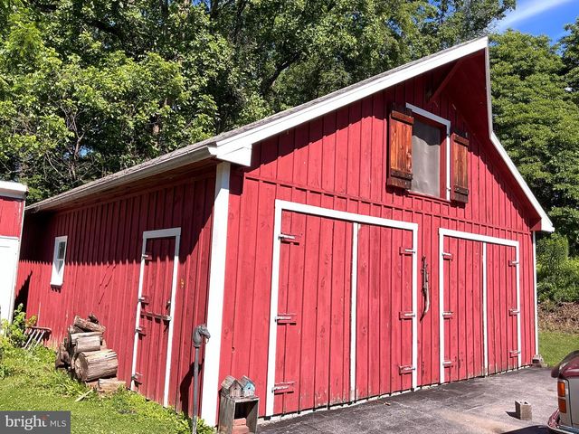153 S MAIN ST, Bendersville, PA 17306