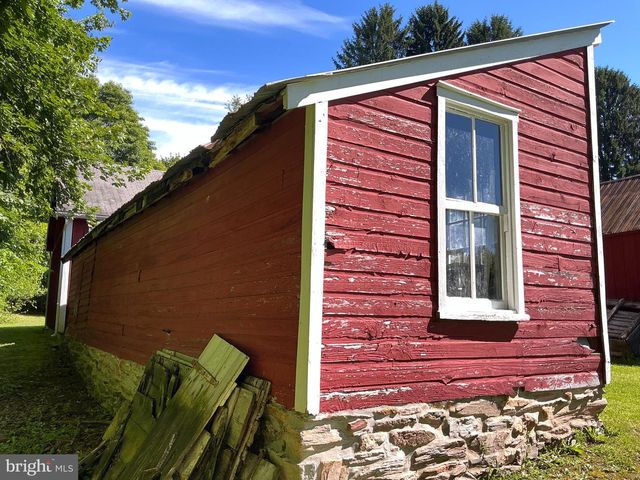 153 S MAIN ST, Bendersville, PA 17306