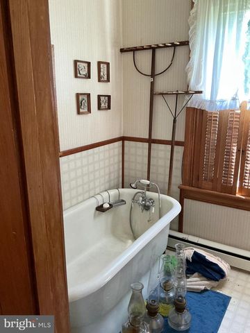 153 S MAIN ST, Bendersville, PA 17306