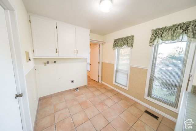 2267 SEGO LILY DR, Wellington, UT 84542