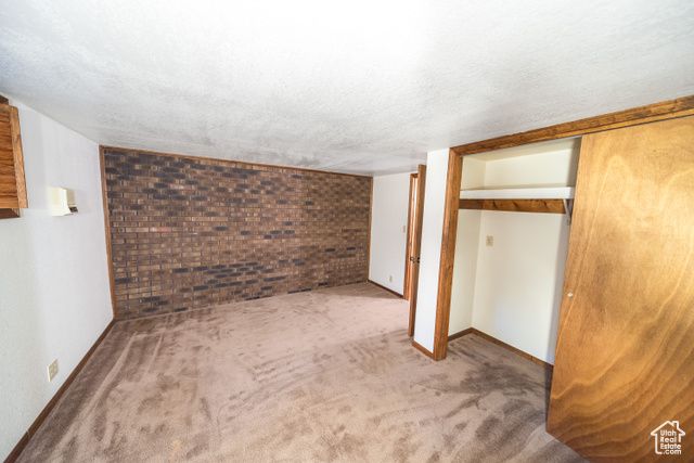 2267 SEGO LILY DR, Wellington, UT 84542