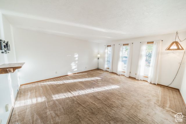 2267 SEGO LILY DR, Wellington, UT 84542