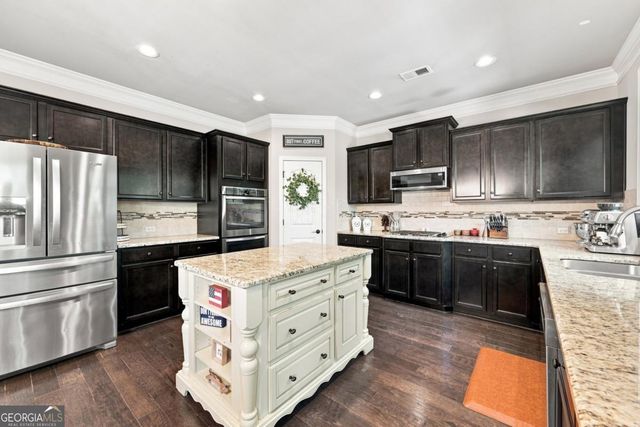 6240 Brookshire Court, Braselton, GA 30517