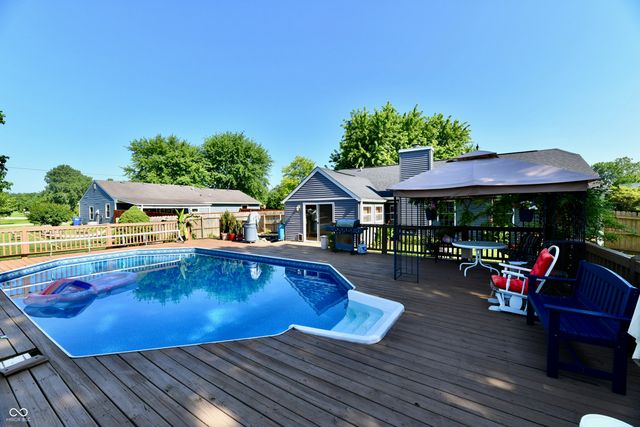 153 W Foxwood Drive, Brownsburg, IN 46112