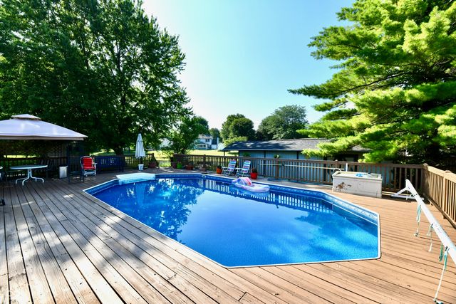 153 W Foxwood Drive, Brownsburg, IN 46112