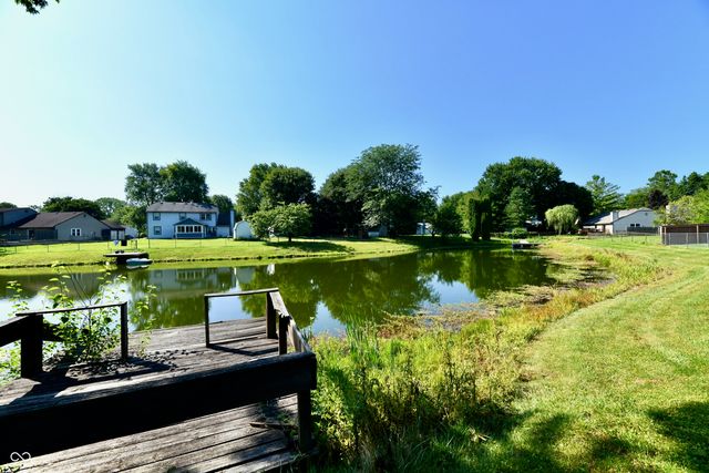 153 W Foxwood Drive, Brownsburg, IN 46112