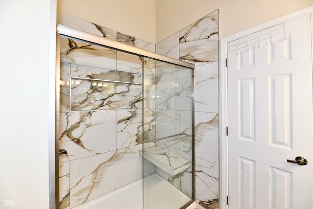 153 W Foxwood Drive, Brownsburg, IN 46112