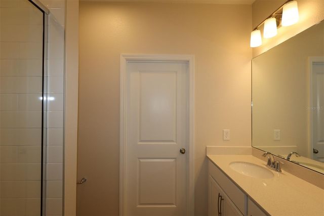 5240 CENTER LAKE RANCH BOULEVARD, St Cloud, FL 34771