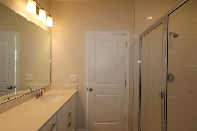 5240 CENTER LAKE RANCH BOULEVARD, St Cloud, FL 34771