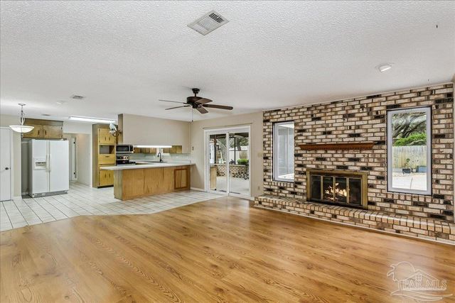 2817 Oak Ridge Dr, Gulf Breeze, FL 32563