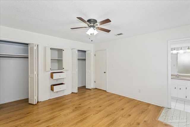 2817 Oak Ridge Dr, Gulf Breeze, FL 32563