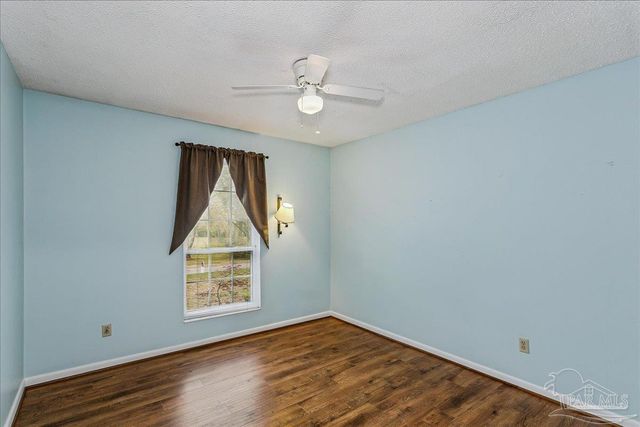 2817 Oak Ridge Dr, Gulf Breeze, FL 32563