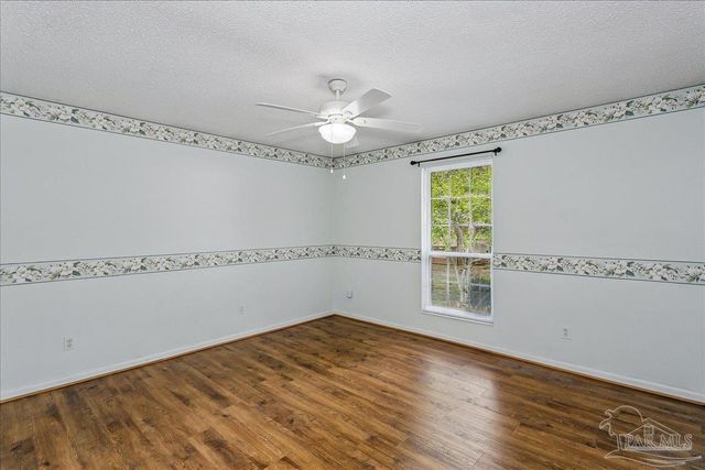 2817 Oak Ridge Dr, Gulf Breeze, FL 32563