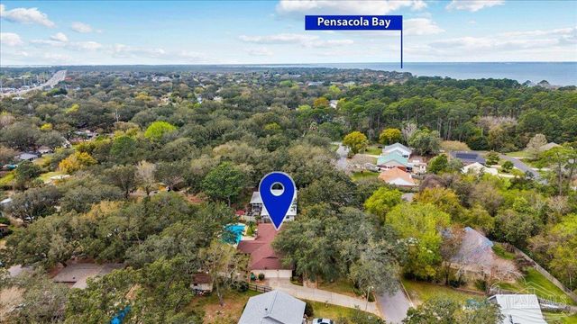 2817 Oak Ridge Dr, Gulf Breeze, FL 32563