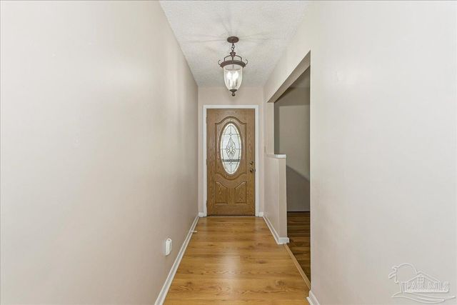 2817 Oak Ridge Dr, Gulf Breeze, FL 32563