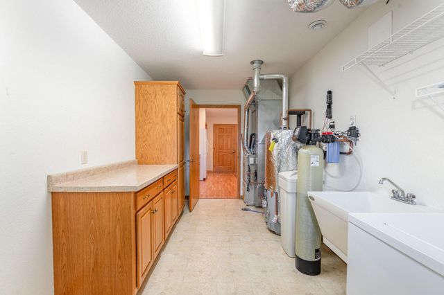 220 6th Street NE, Montgomery, MN 56069