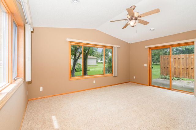 220 6th Street NE, Montgomery, MN 56069