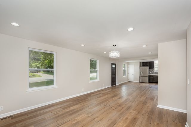 517 Danley Ct, Antioch, TN 37013