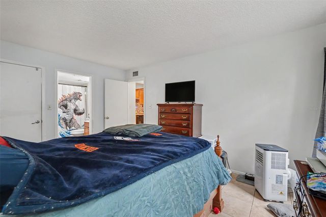 14203 SHADOW MOSS LANE 102, Tampa, FL 33613