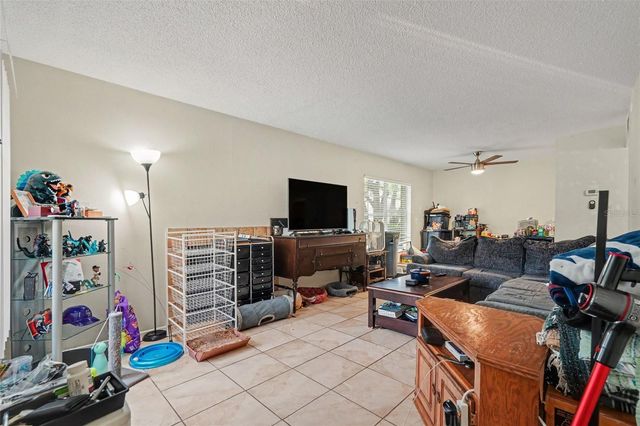 14203 SHADOW MOSS LANE 102, Tampa, FL 33613