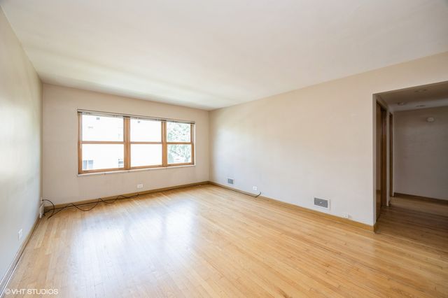 3024 Harlem Avenue 3, Riverside, IL 60546