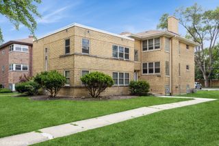 3024 Harlem Avenue 3, Riverside, IL 60546