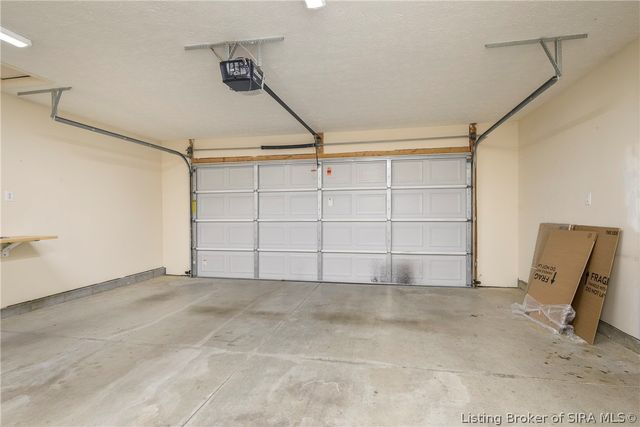 1933 Harmony Circle, Charlestown, IN 47111
