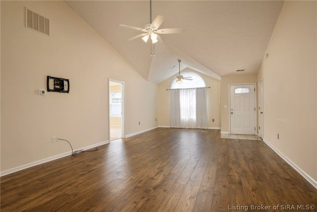 1933 Harmony Circle, Charlestown, IN 47111