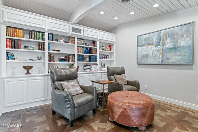 4401 E SPARKLING Lane, Paradise Valley, AZ 85253