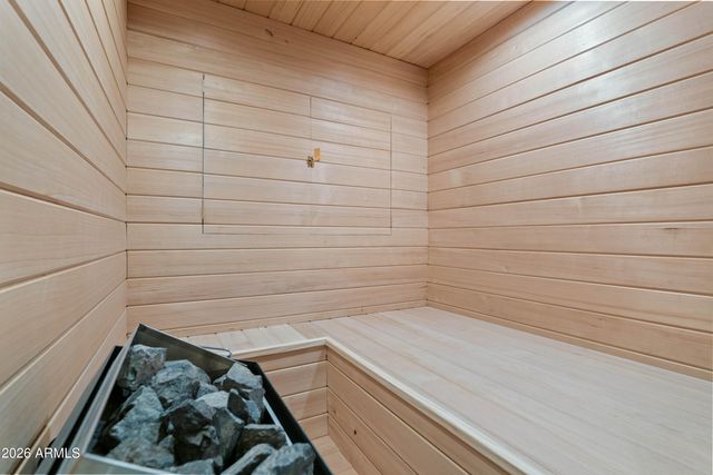 4401 E SPARKLING Lane, Paradise Valley, AZ 85253