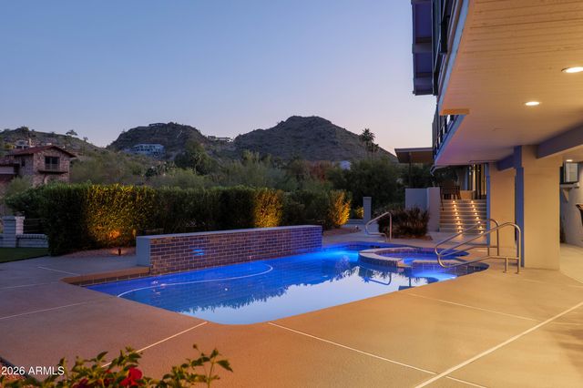 4401 E SPARKLING Lane, Paradise Valley, AZ 85253