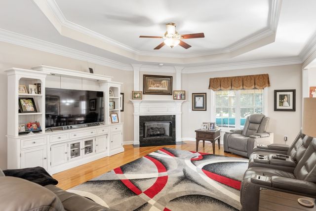 105 Robin Pt, Gallatin, TN 37066