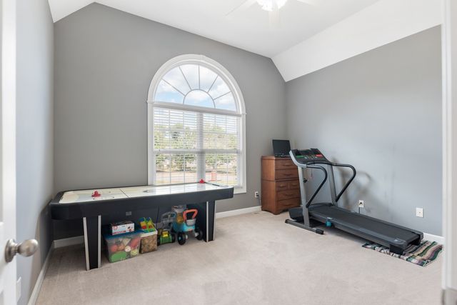 105 Robin Pt, Gallatin, TN 37066
