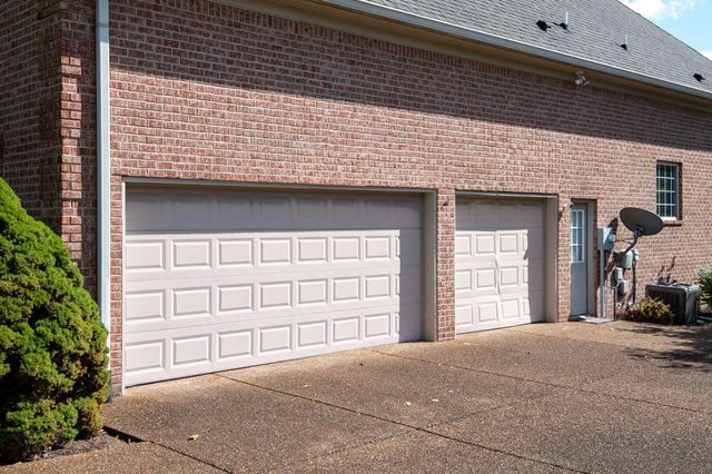 105 Robin Pt, Gallatin, TN 37066
