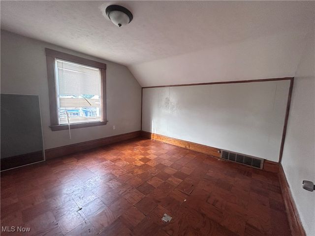 8103 Jeffries Avenue, Cleveland, OH 44105